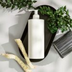 Dal retinolo ai peptidi: perché compriamo ingredienti invece di cosmetici