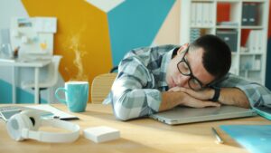 Lavorare da casa con l’influenza? Gli errori da non fare quando si sta poco bene